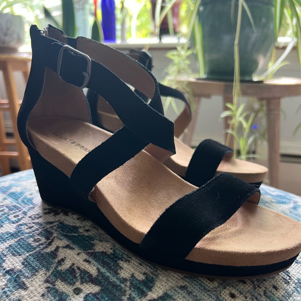 Lucky Brand Black Wedge Sandals with Geometric Straps